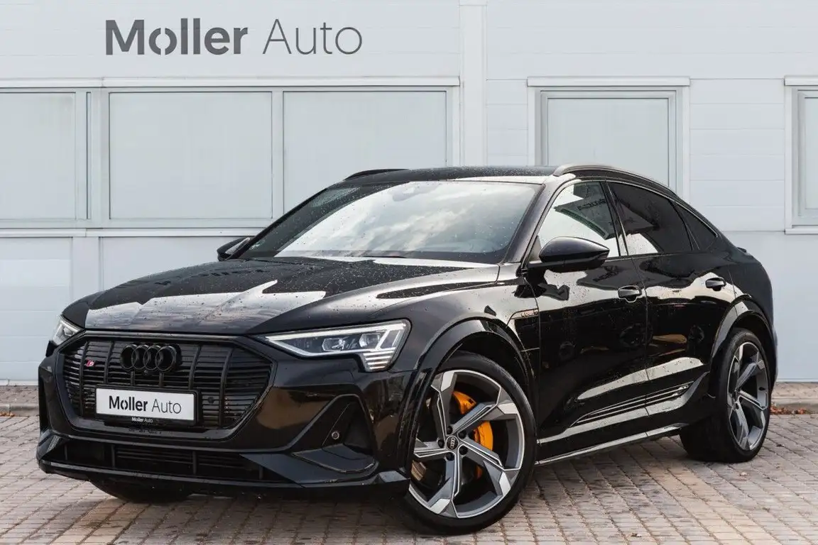AUDI E-TRON S