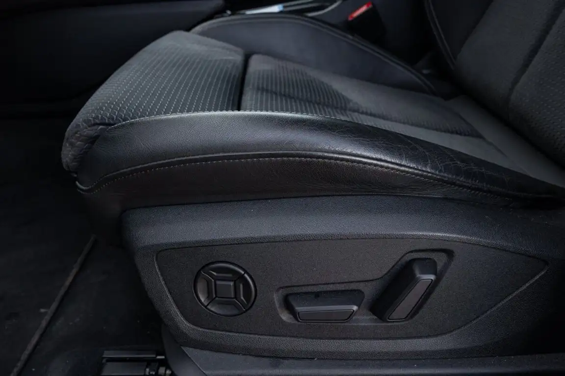 AUDI E-TRON S