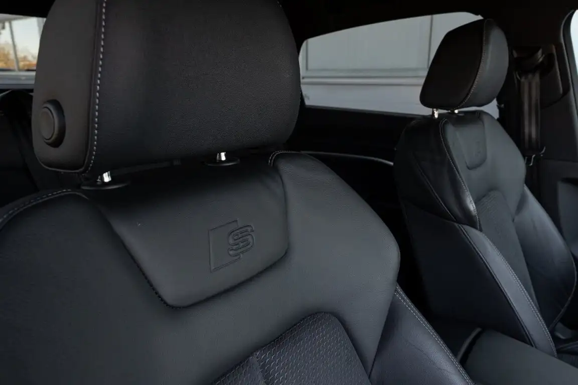 AUDI E-TRON S