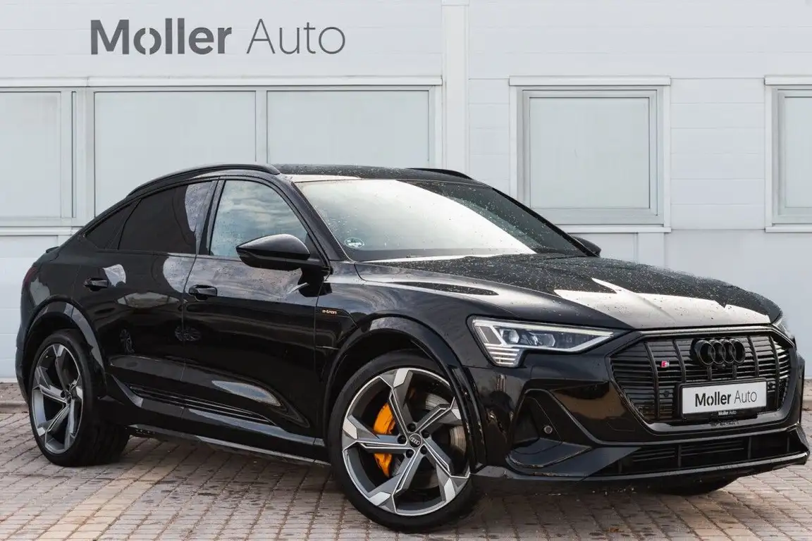 AUDI E-TRON S