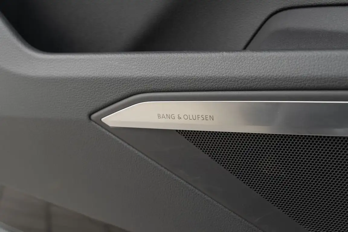 AUDI E-TRON S