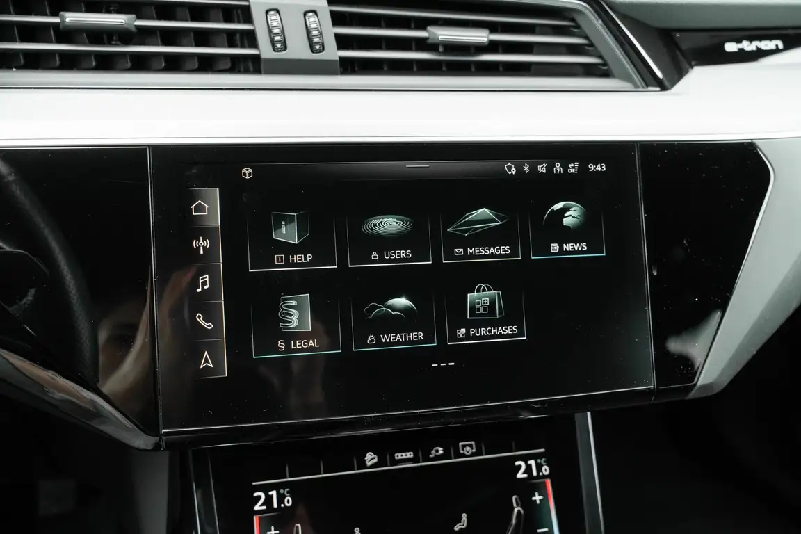 AUDI E-TRON