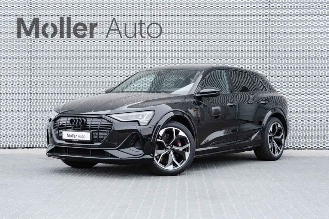 AUDI E-TRON S