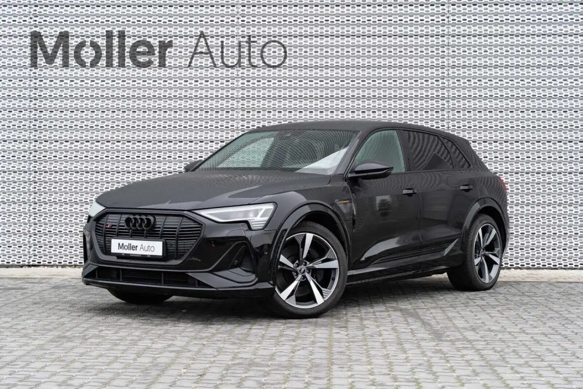 AUDI E-TRON S