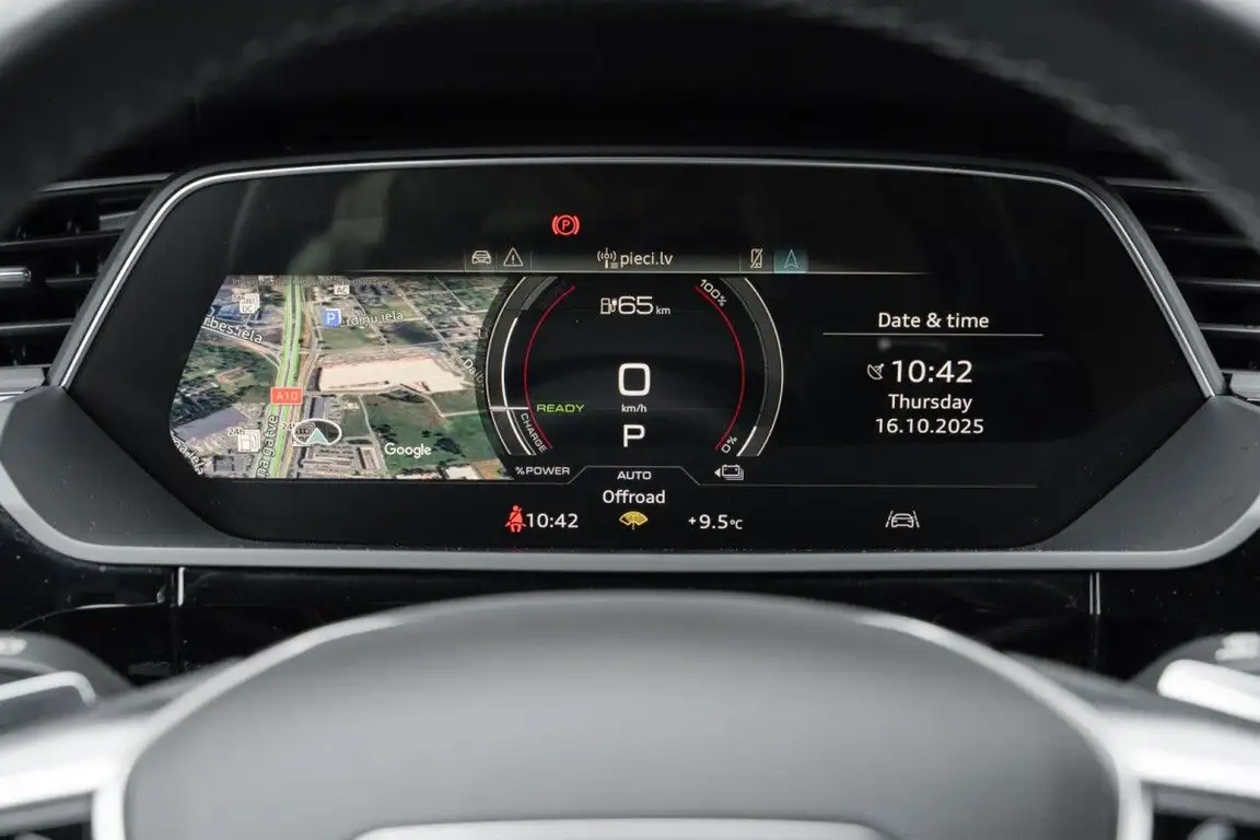 AUDI E-TRON S
