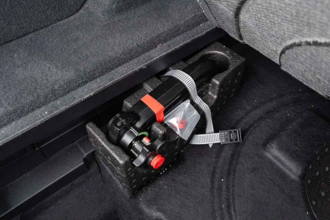 AUDI E-TRON S