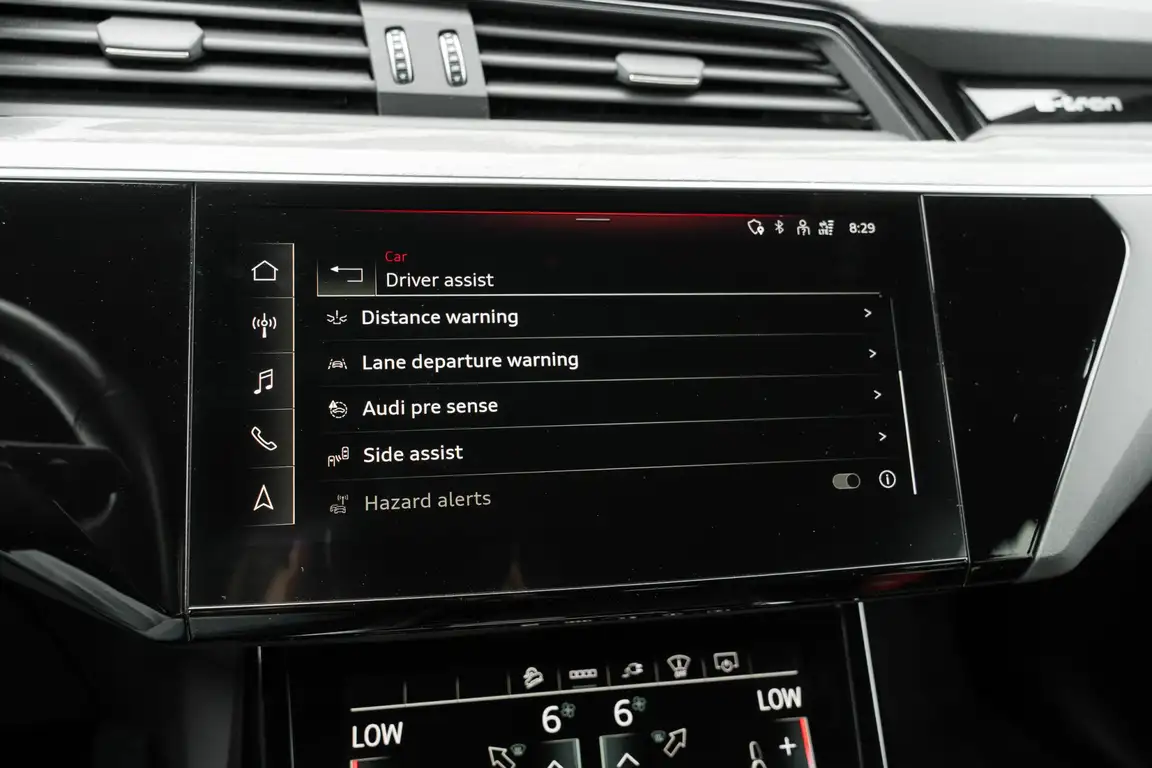 AUDI E-TRON