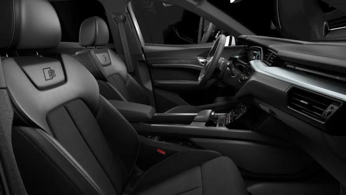 AUDI E-TRON S