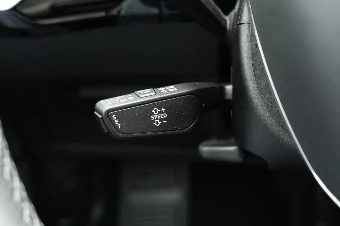 AUDI E-TRON S