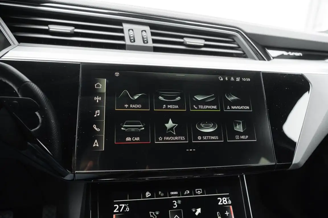 AUDI E-TRON S