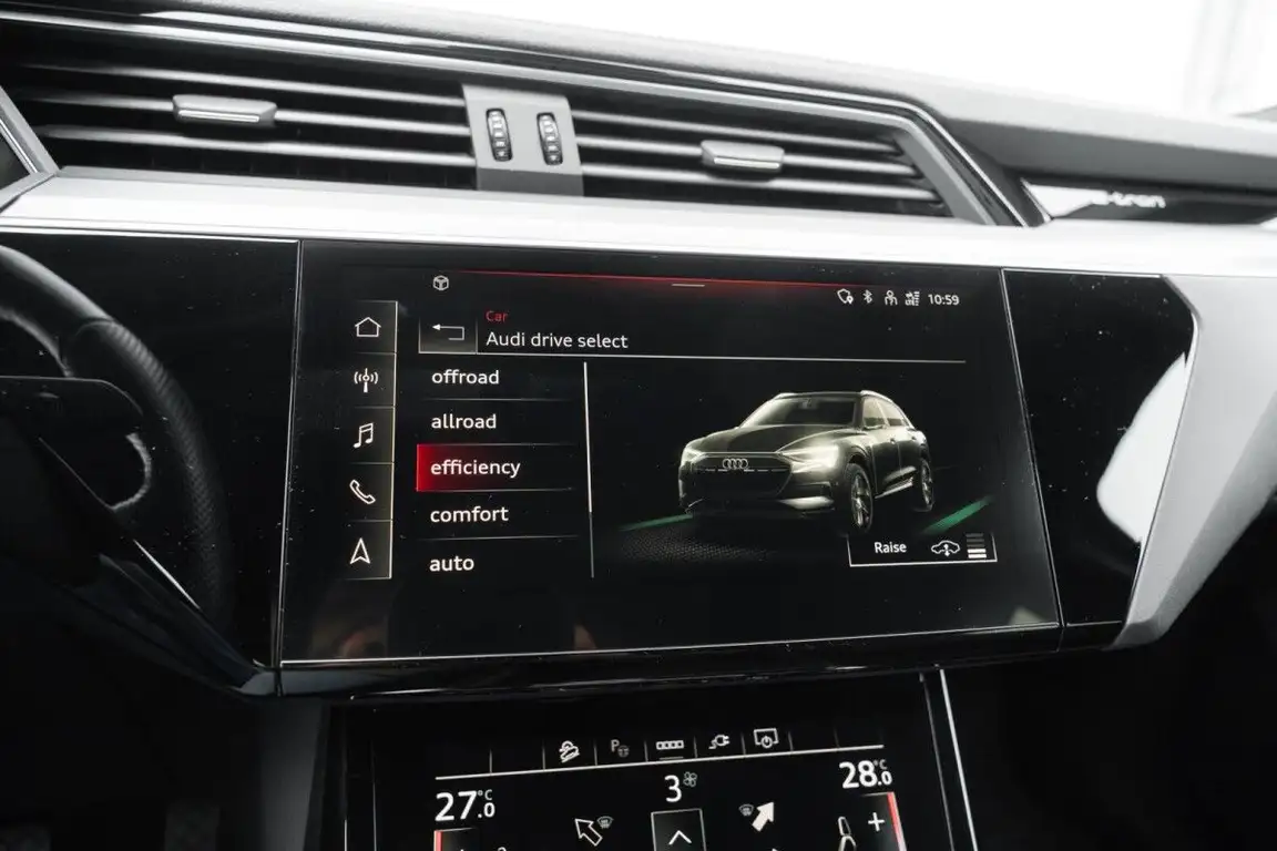 AUDI E-TRON S