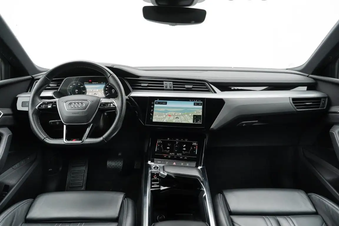 AUDI E-TRON S
