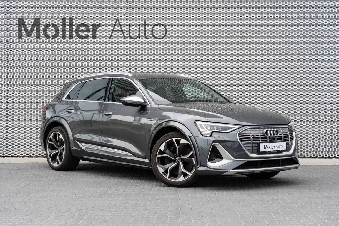 AUDI E-TRON S