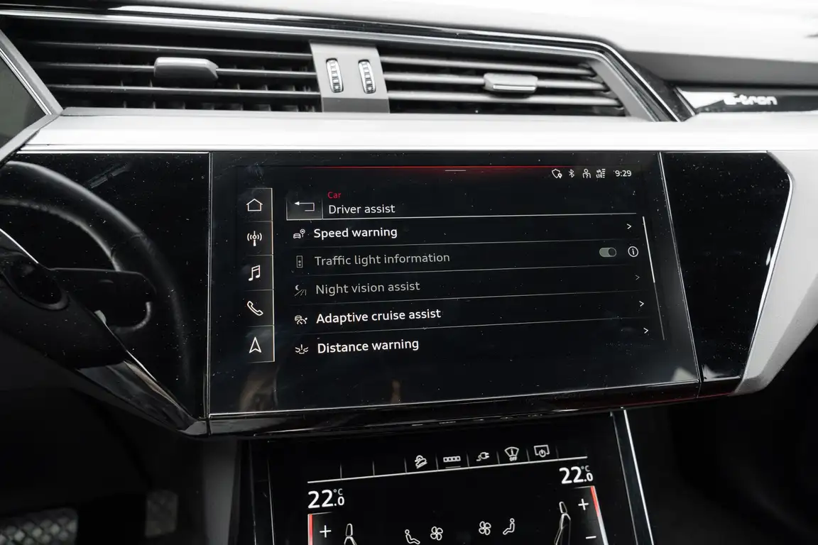 AUDI E-TRON S