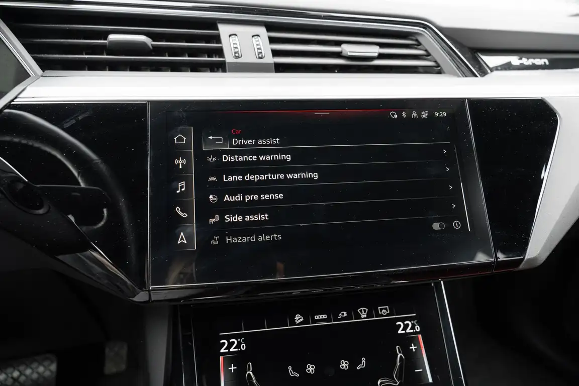AUDI E-TRON S