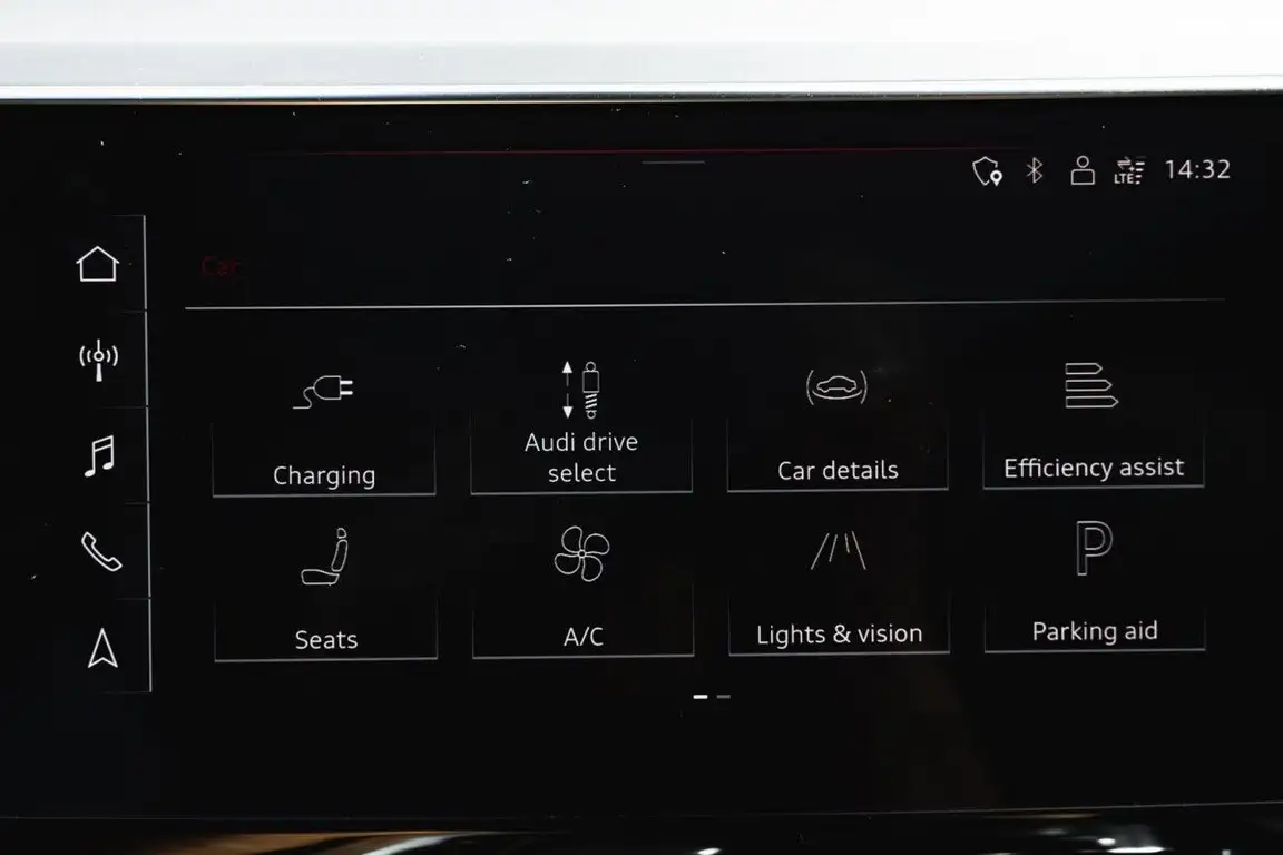 AUDI E-TRON S