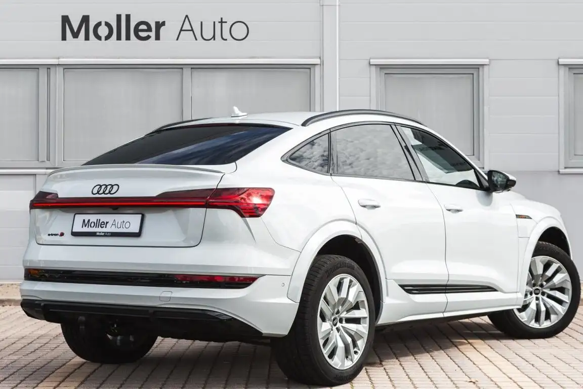 AUDI E-TRON S
