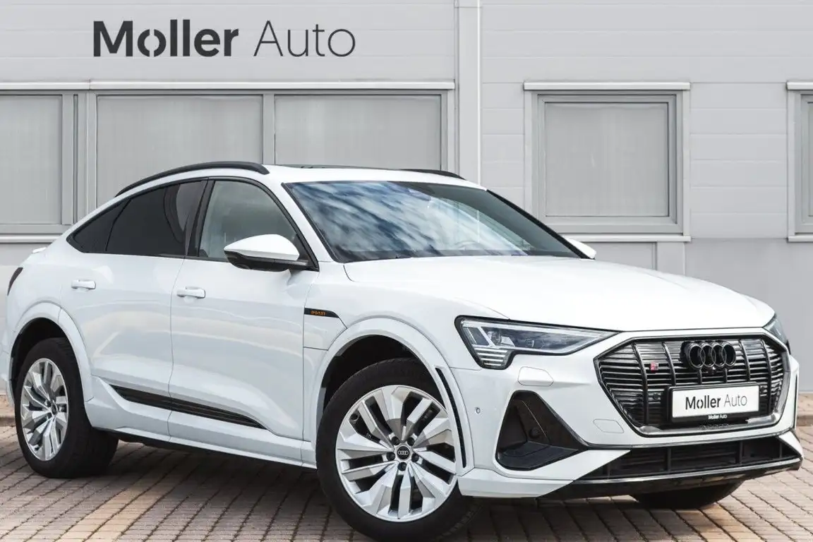 AUDI E-TRON S