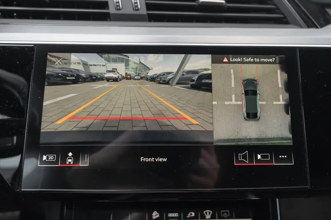 AUDI E-TRON S
