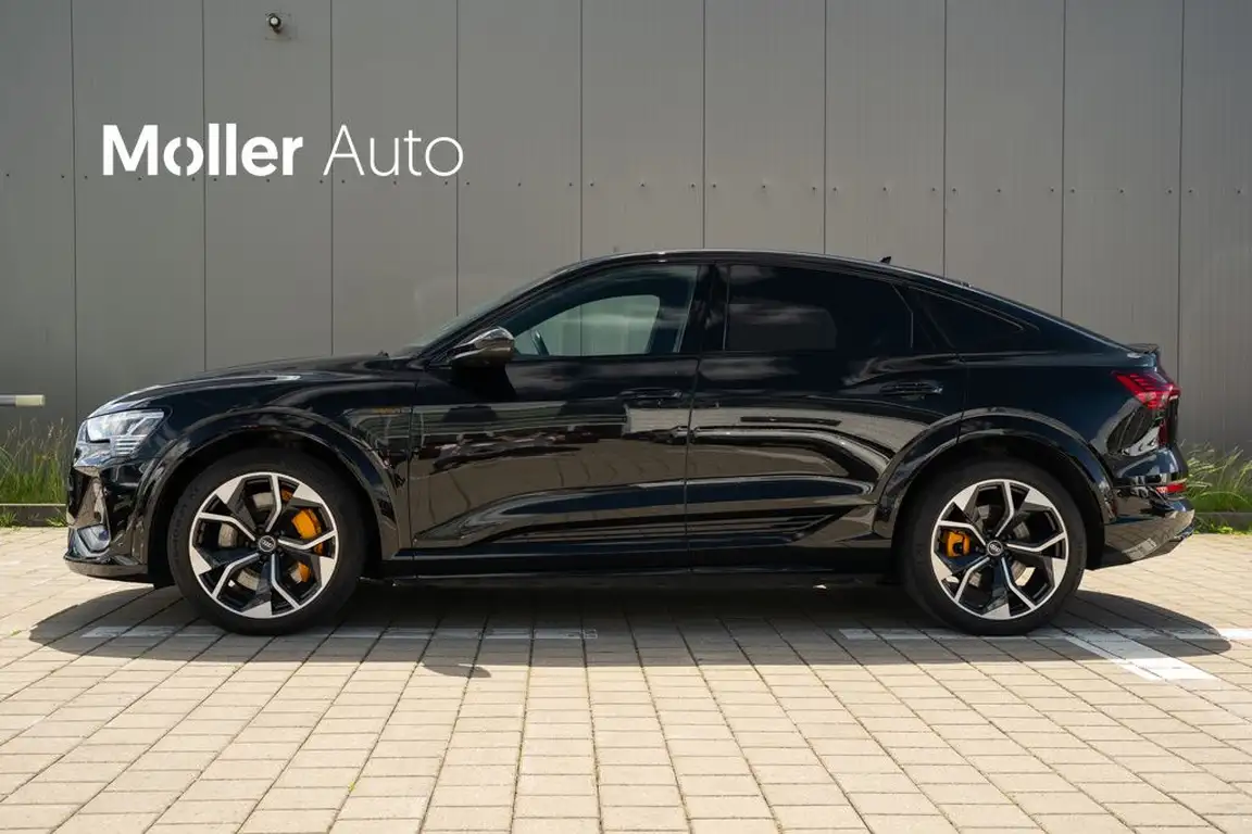 AUDI E-TRON S