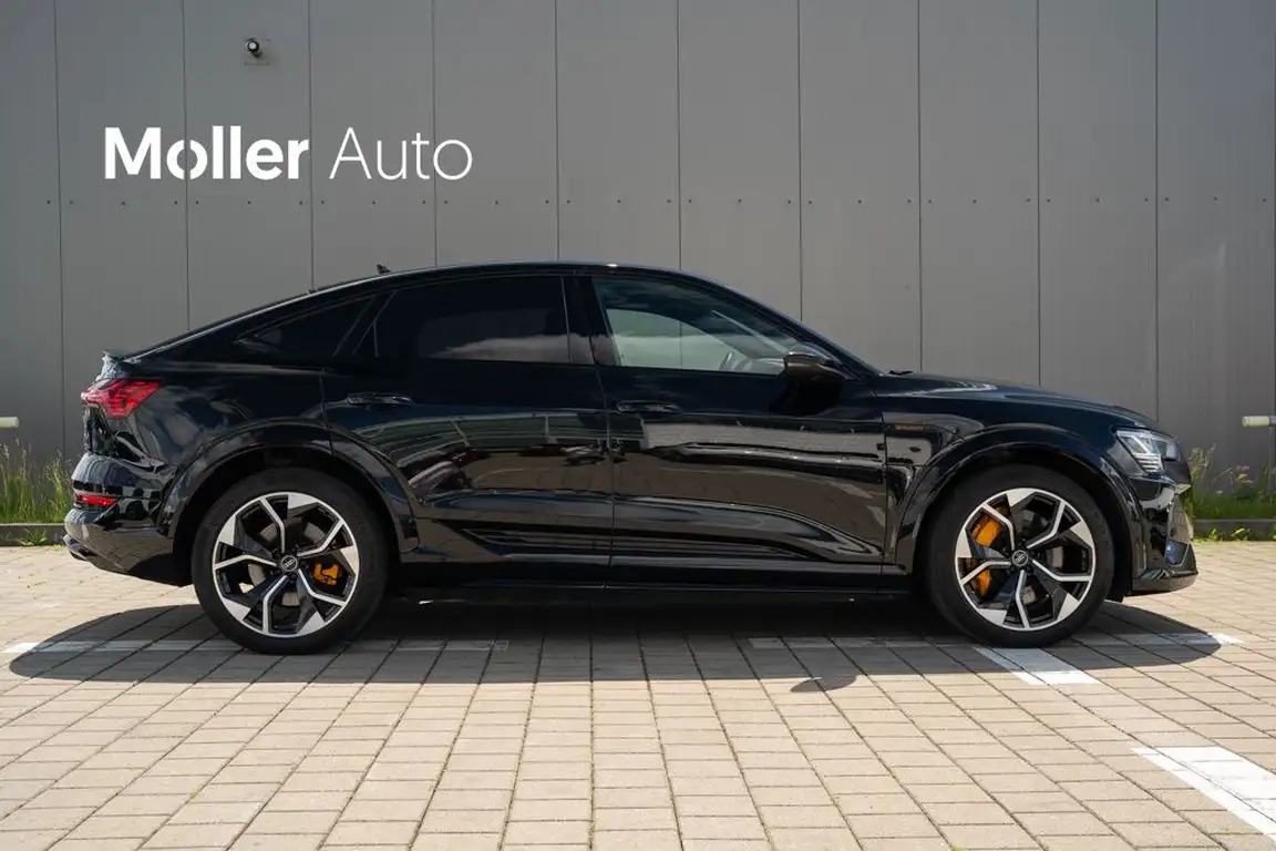 AUDI E-TRON S