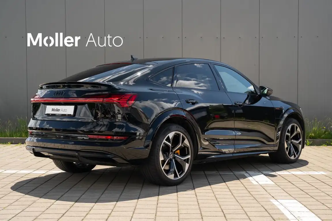 AUDI E-TRON S