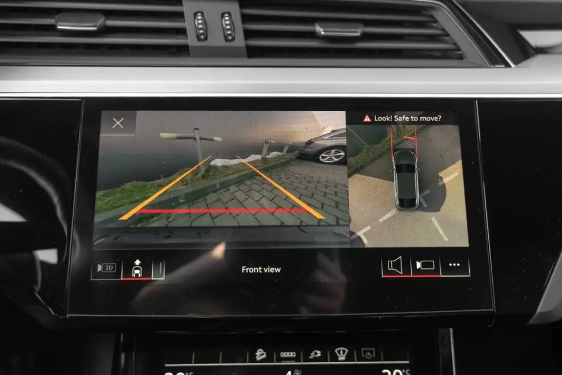AUDI E-TRON S