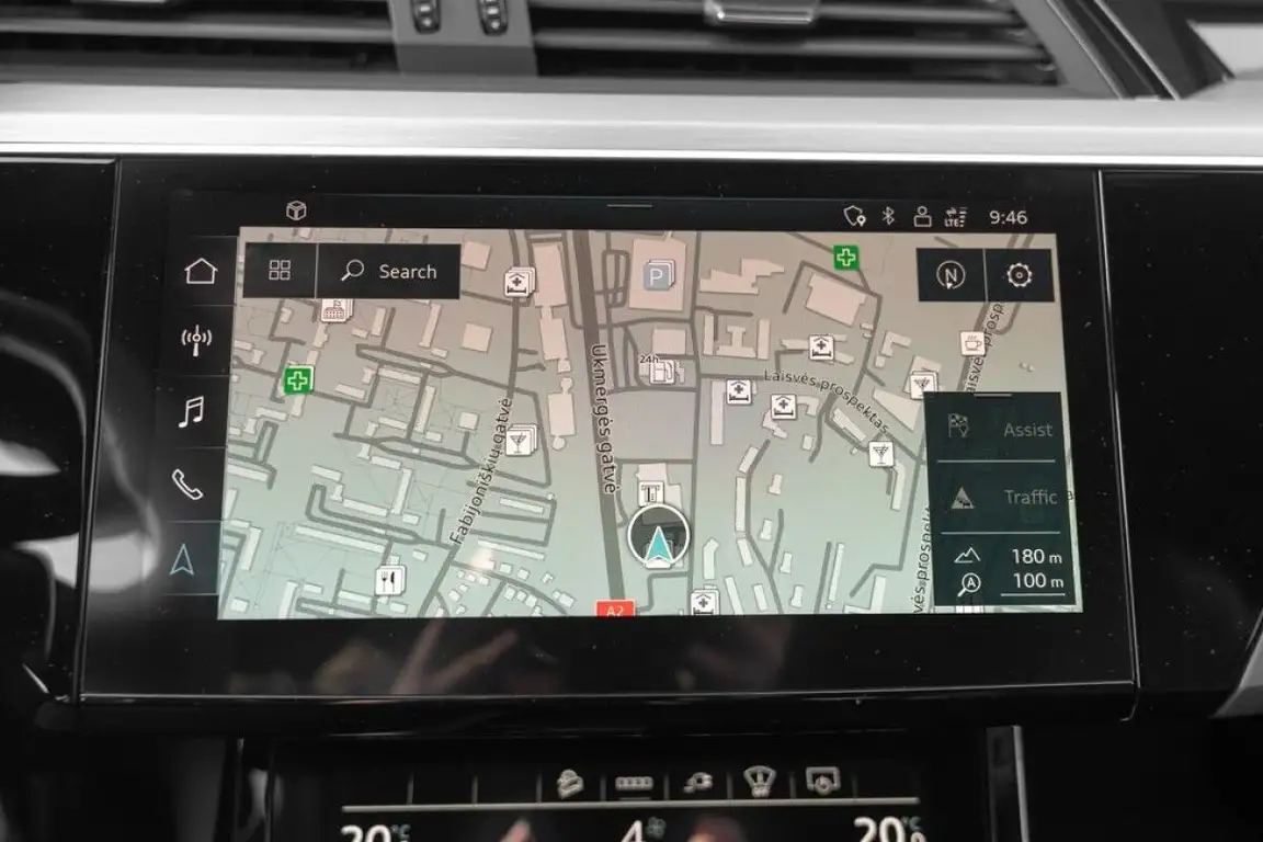 AUDI E-TRON S