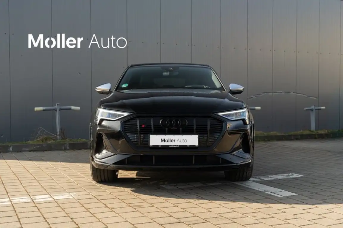 AUDI E-TRON S