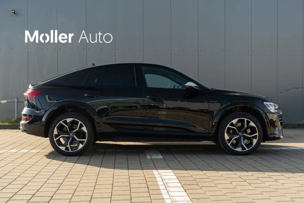 AUDI E-TRON S