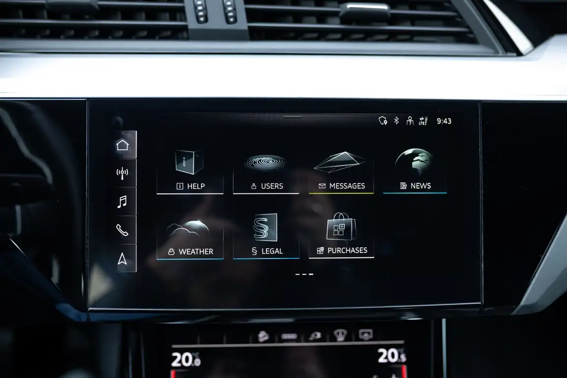 AUDI E-TRON S