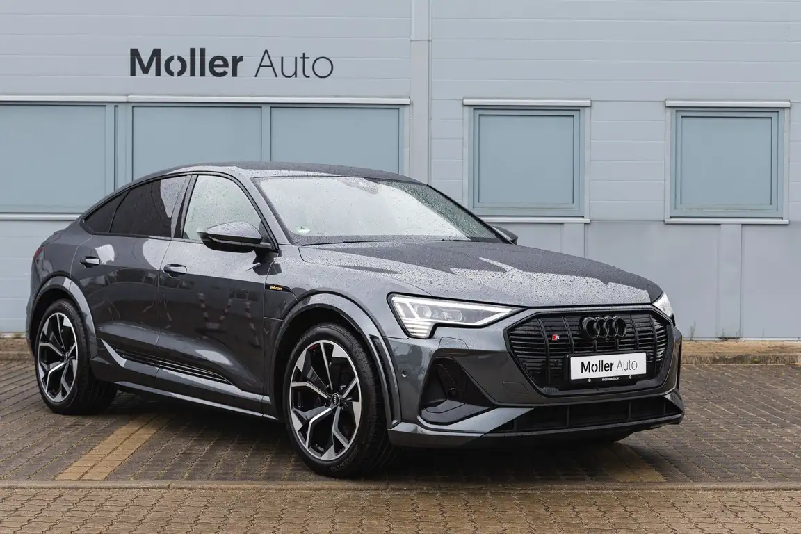 AUDI E-TRON S
