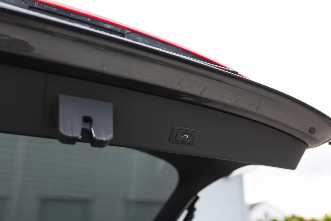 AUDI E-TRON S