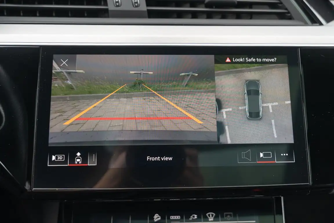 AUDI E-TRON S