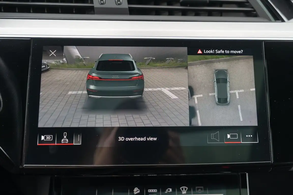 AUDI E-TRON S