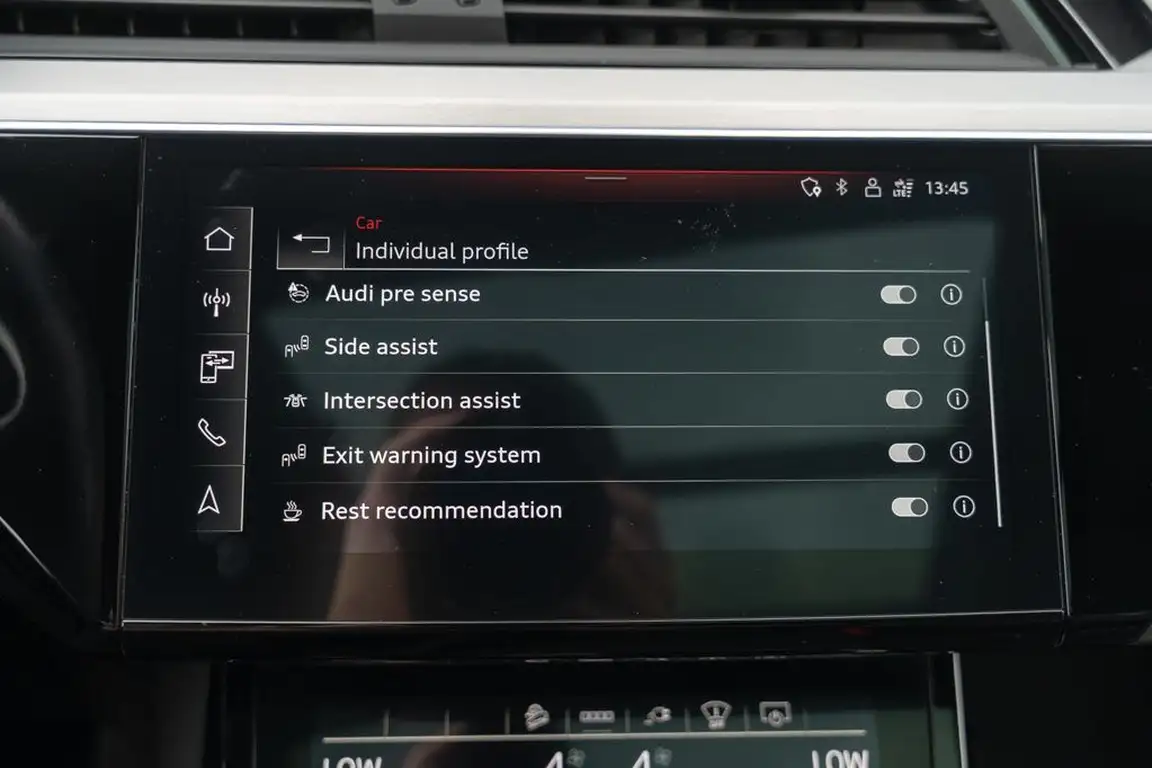 AUDI E-TRON S