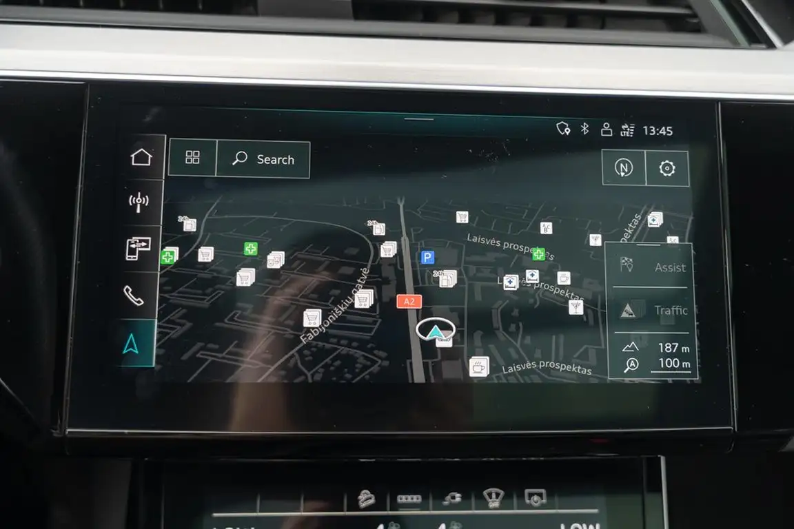 AUDI E-TRON S