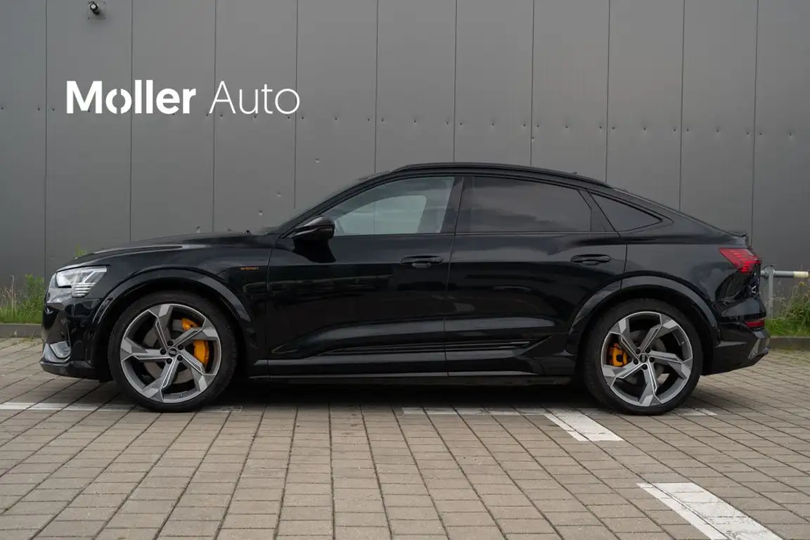 AUDI E-TRON S