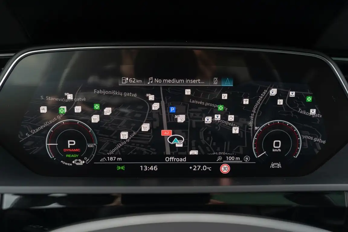 AUDI E-TRON S