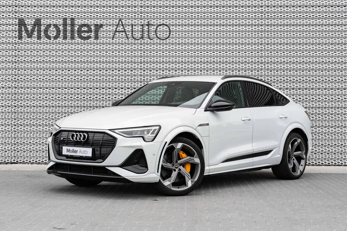 AUDI E-TRON S