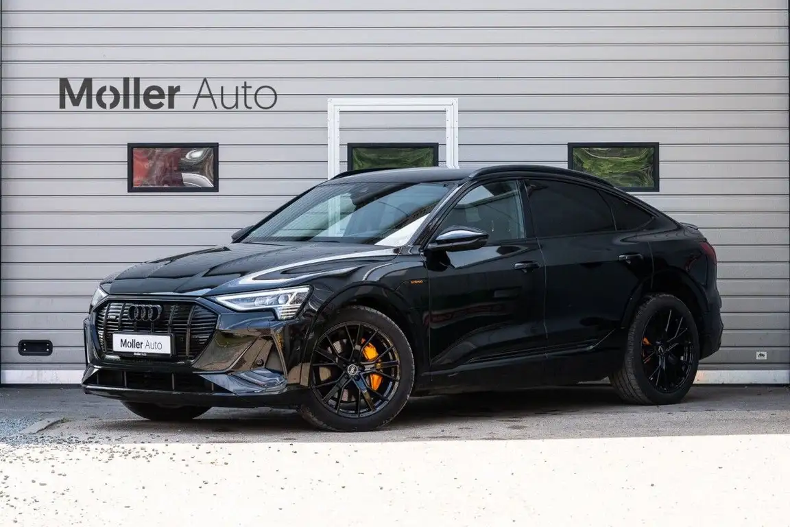 AUDI E-TRON