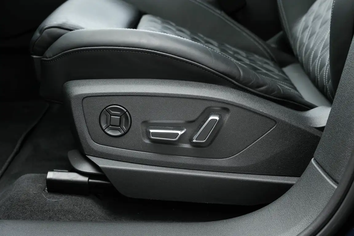AUDI E-TRON SPORTBACK