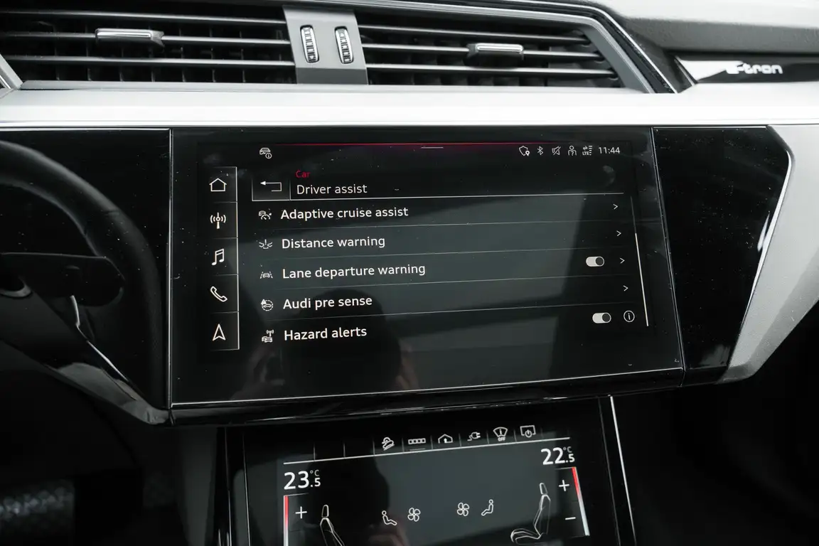 AUDI E-TRON SPORTBACK