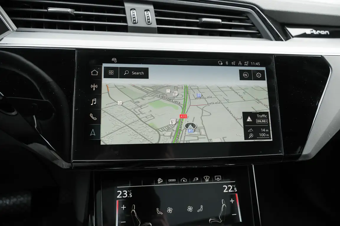 AUDI E-TRON SPORTBACK