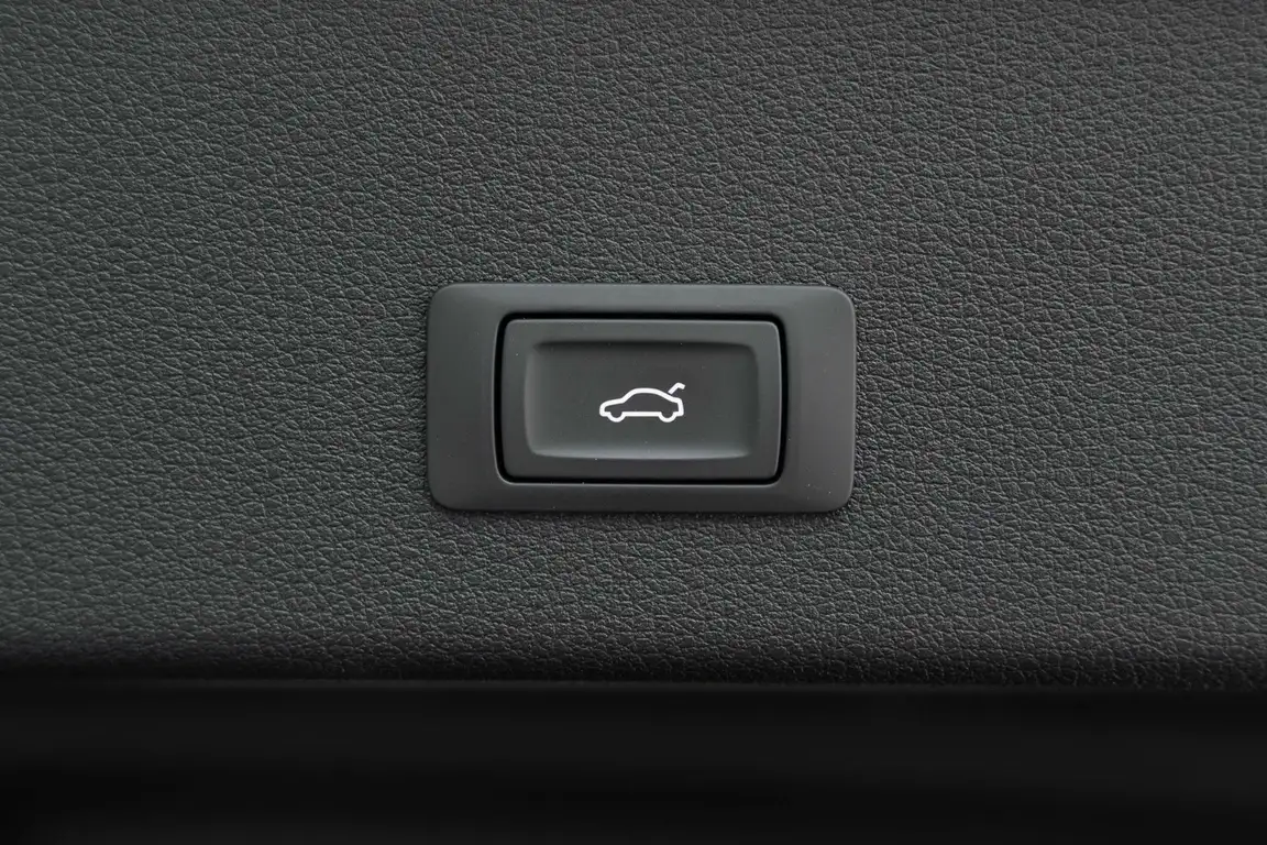 AUDI E-TRON SPORTBACK