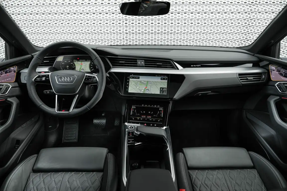AUDI E-TRON SPORTBACK