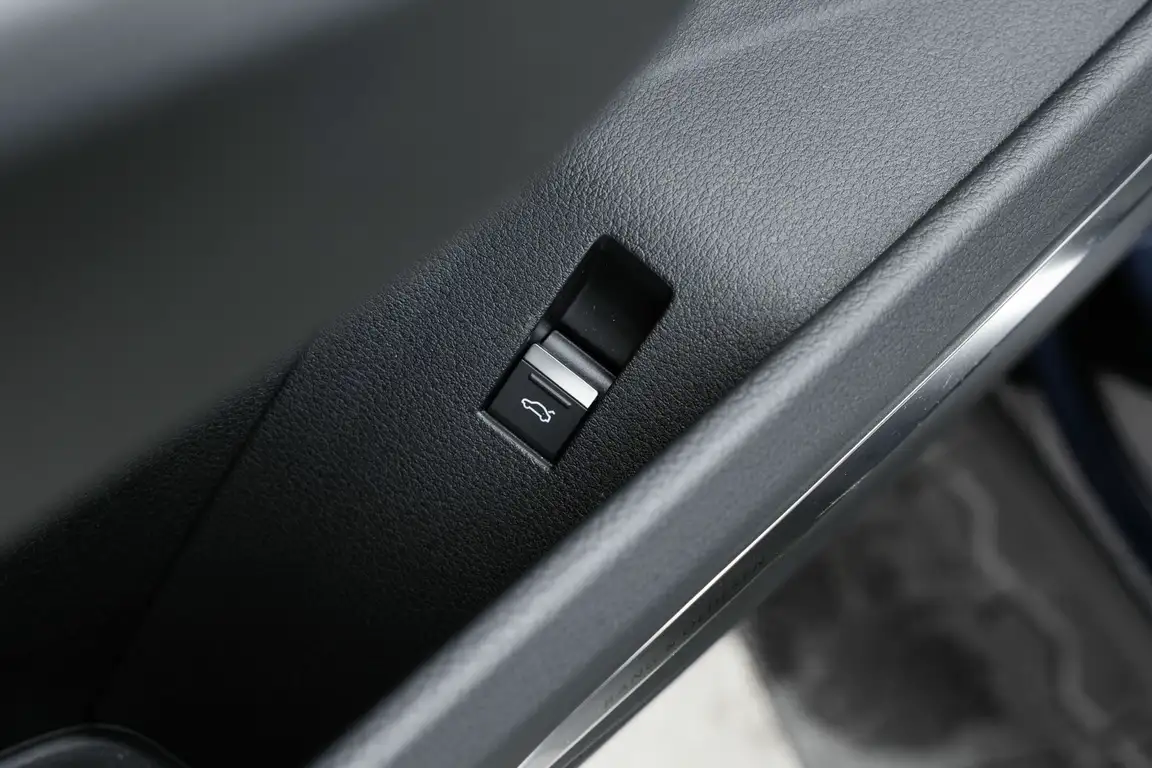AUDI E-TRON SPORTBACK