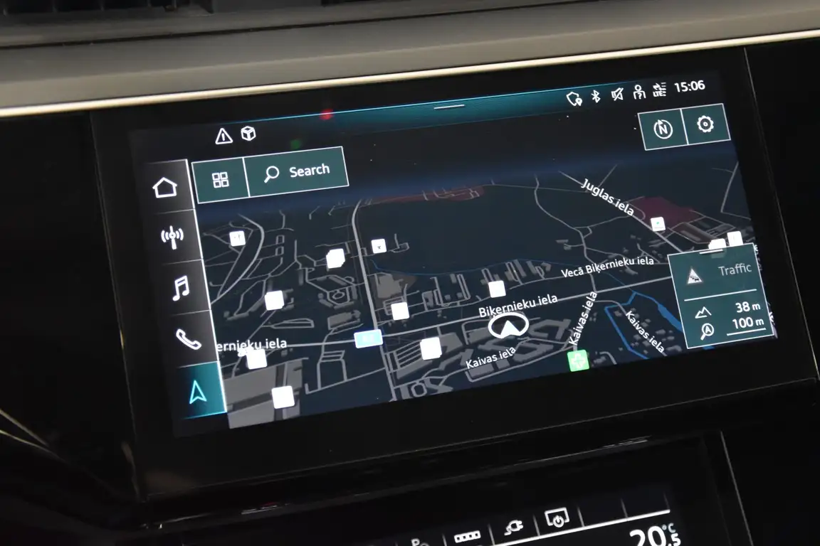 AUDI E-TRON
