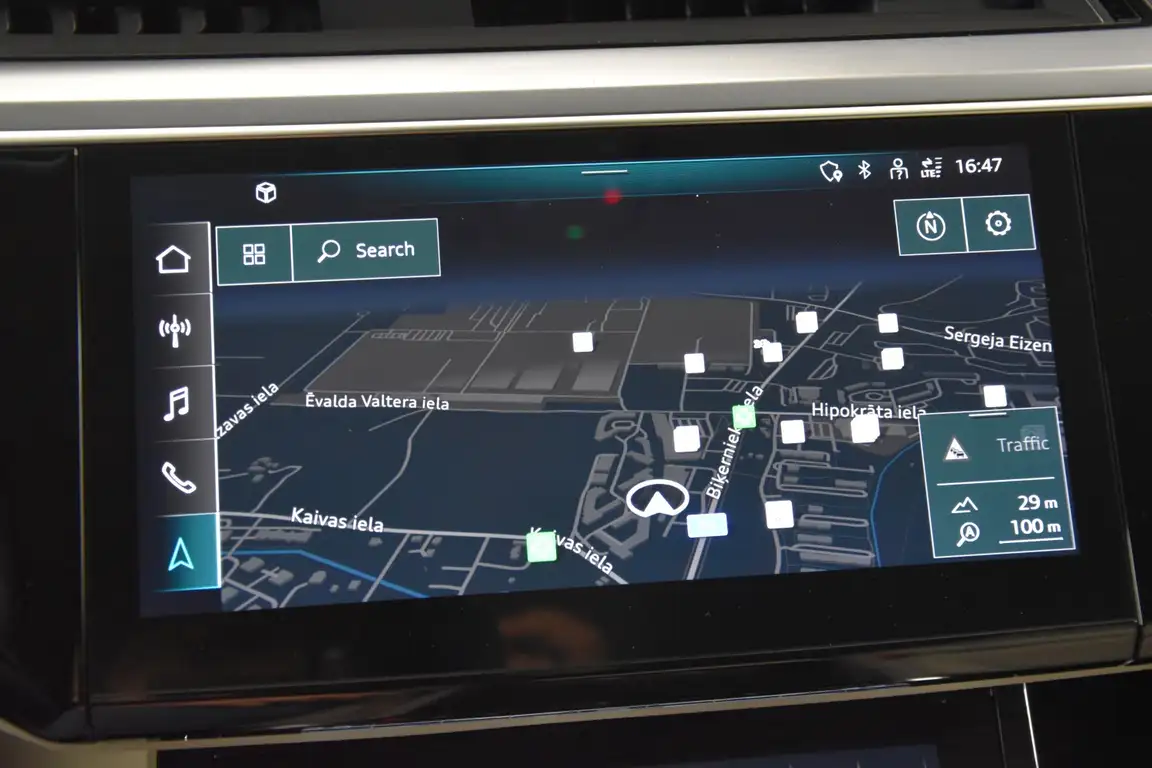 AUDI E-TRON