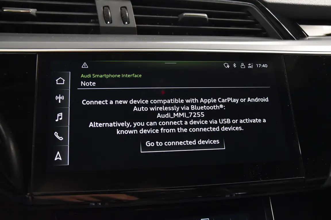 AUDI E-TRON